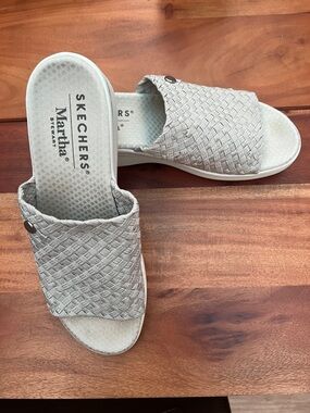 Martha Stewart for Skechers Beige Woven Slides Wedges Sandals Sz 10